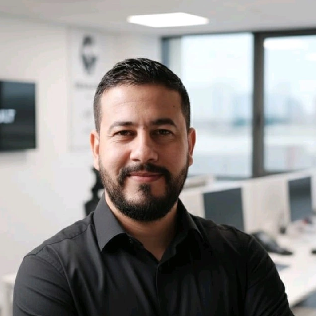 El Arbi Maatoug - Ingénieur Développeur Mobile Android (Java/Kotlin)