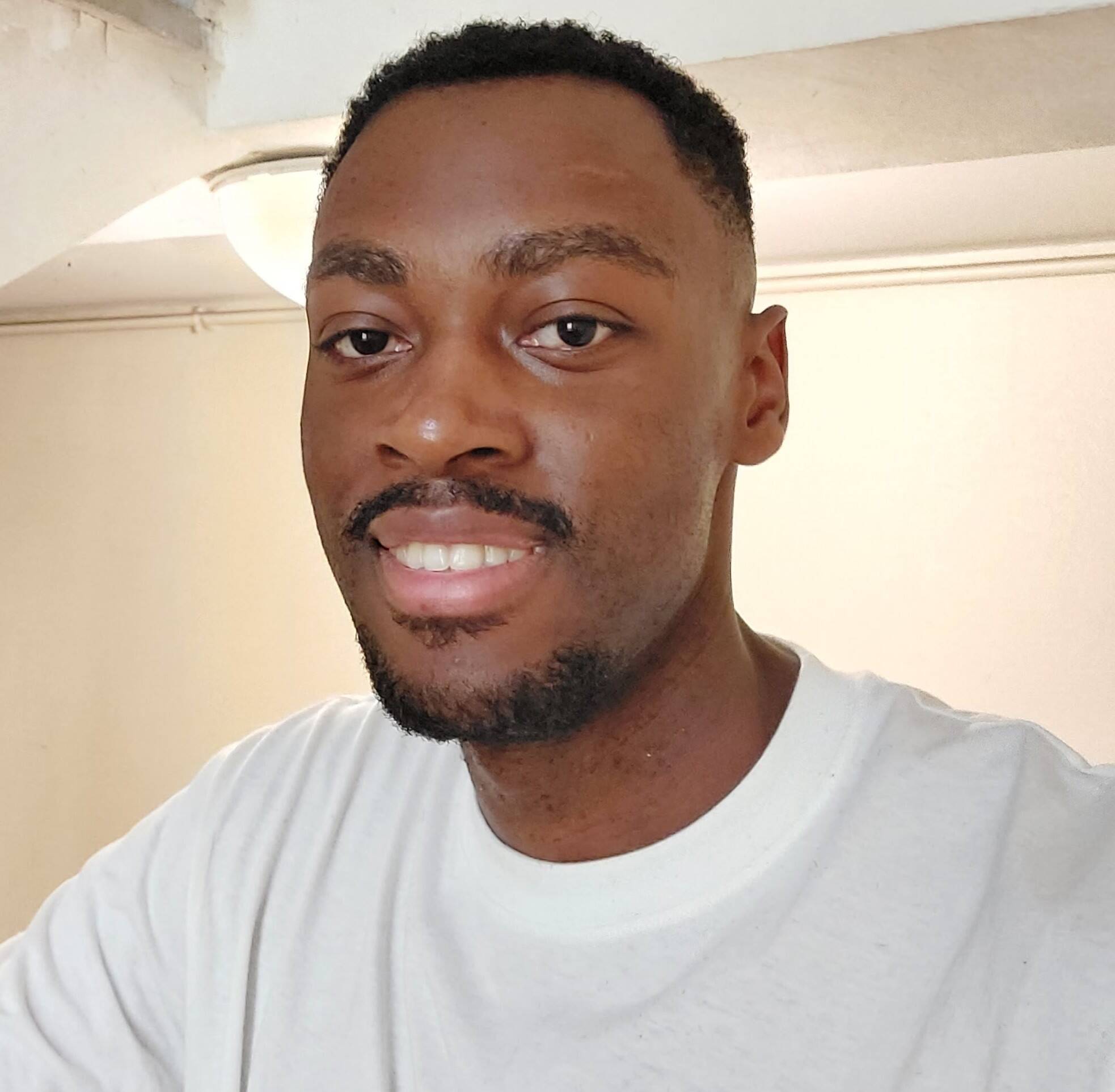 Lévy Eliezer - Technicien informatique