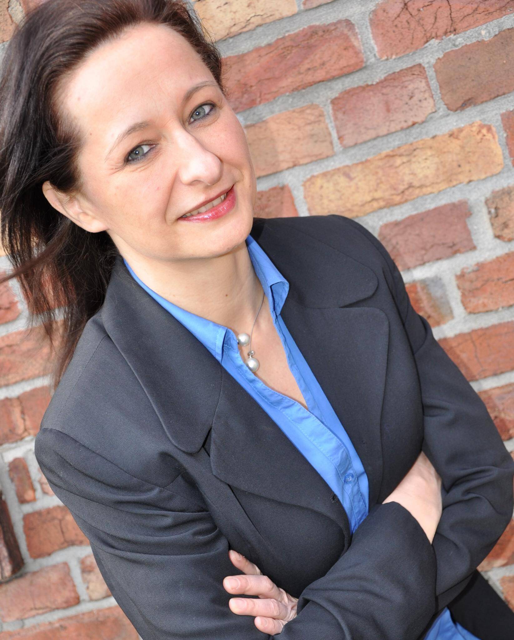 Anja Flippo - Interims-CFO/ Kaufm. (Projekt) Leiterin