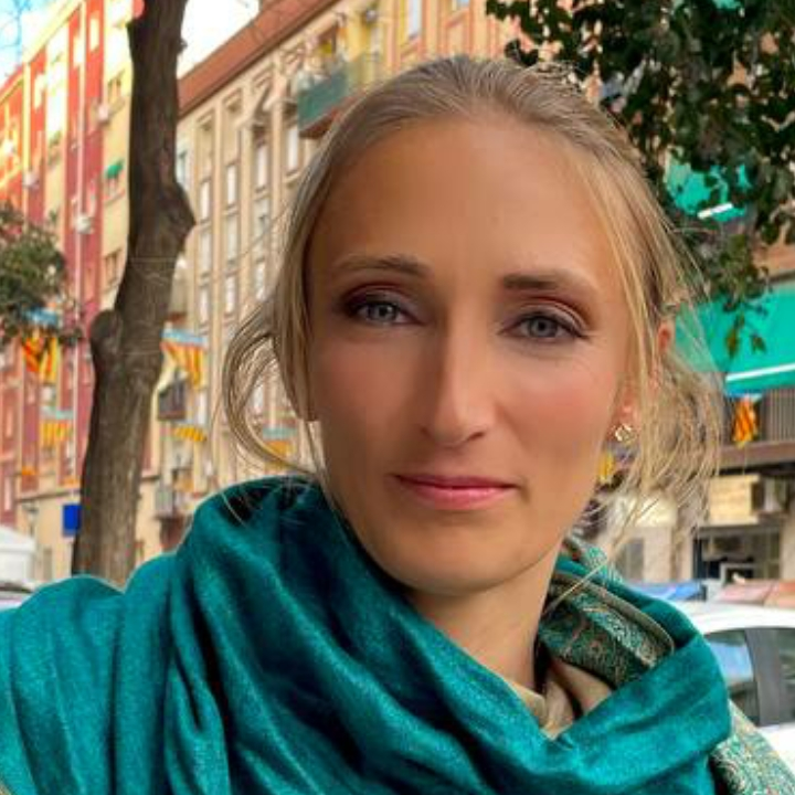 Monika Pelinska - traductora / interprete / profesora de idiomas