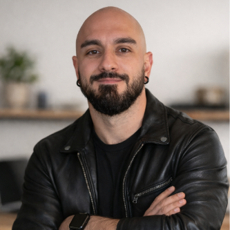 Rubén  - Full Stack Dev · AI/ LLM Integration, SAAS & Mobile