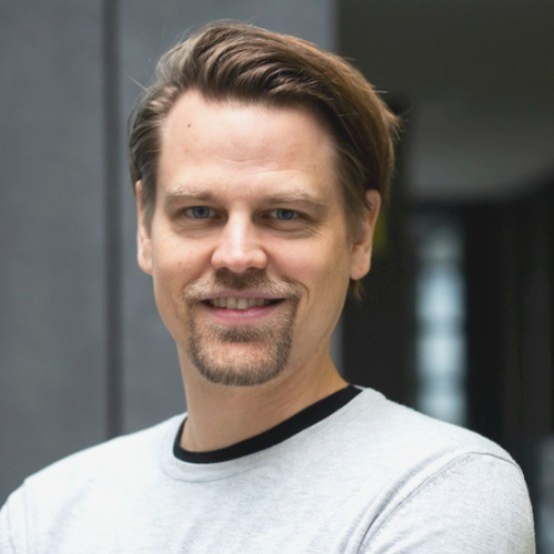 Simon Born