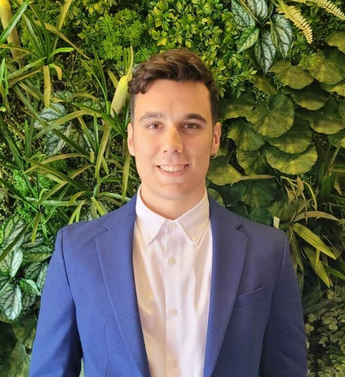 Daniel  - Data Analyst | Apex Developer | PL/SQL Developer