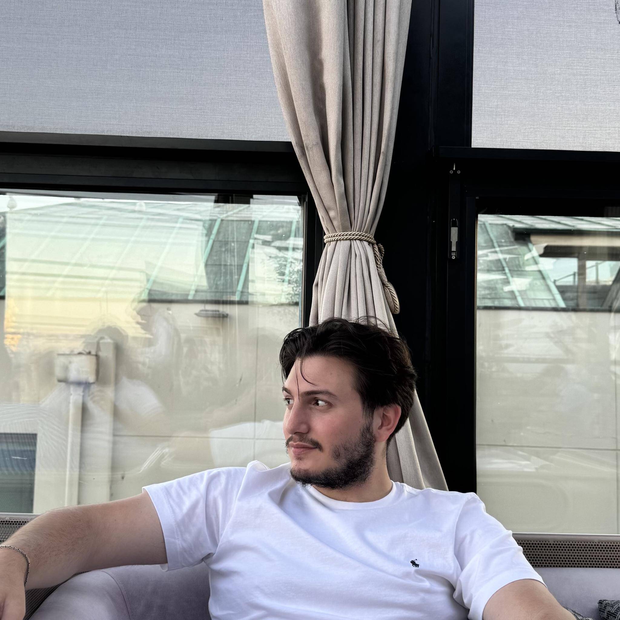 Semih Sisman - Full Stack Web Developer