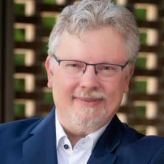 Dr. Armin Schmiegel - Interim-CTO & F&E-Transformationsberater