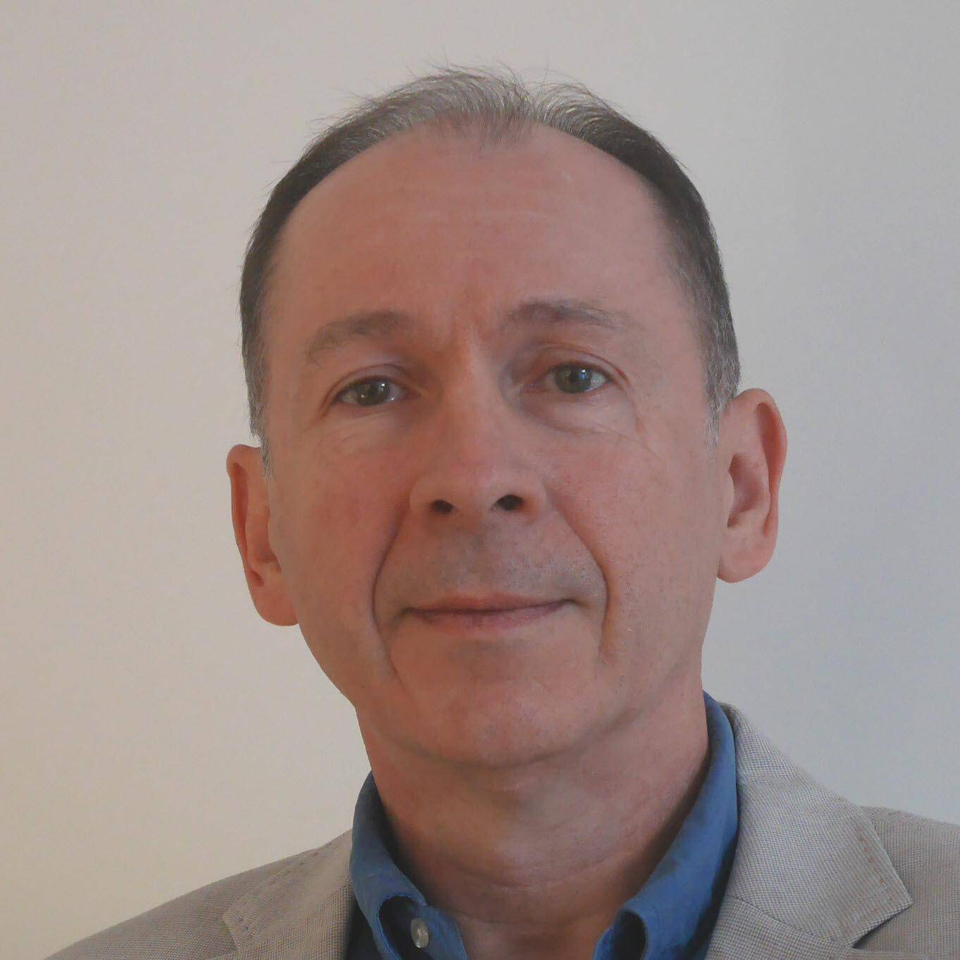 Yves  - Managementconsultant D