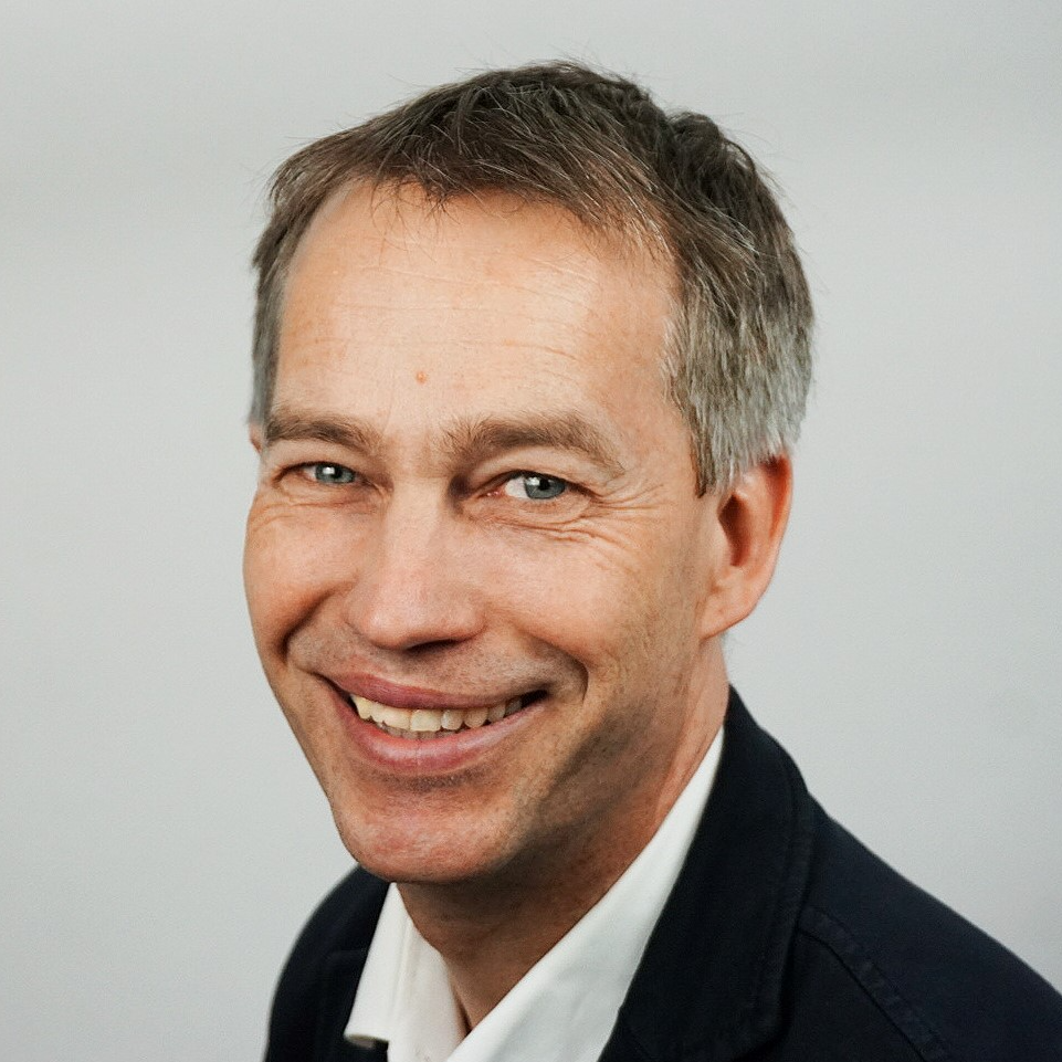 Wolf Zinn - Texter, Redenschreiber, Journalist