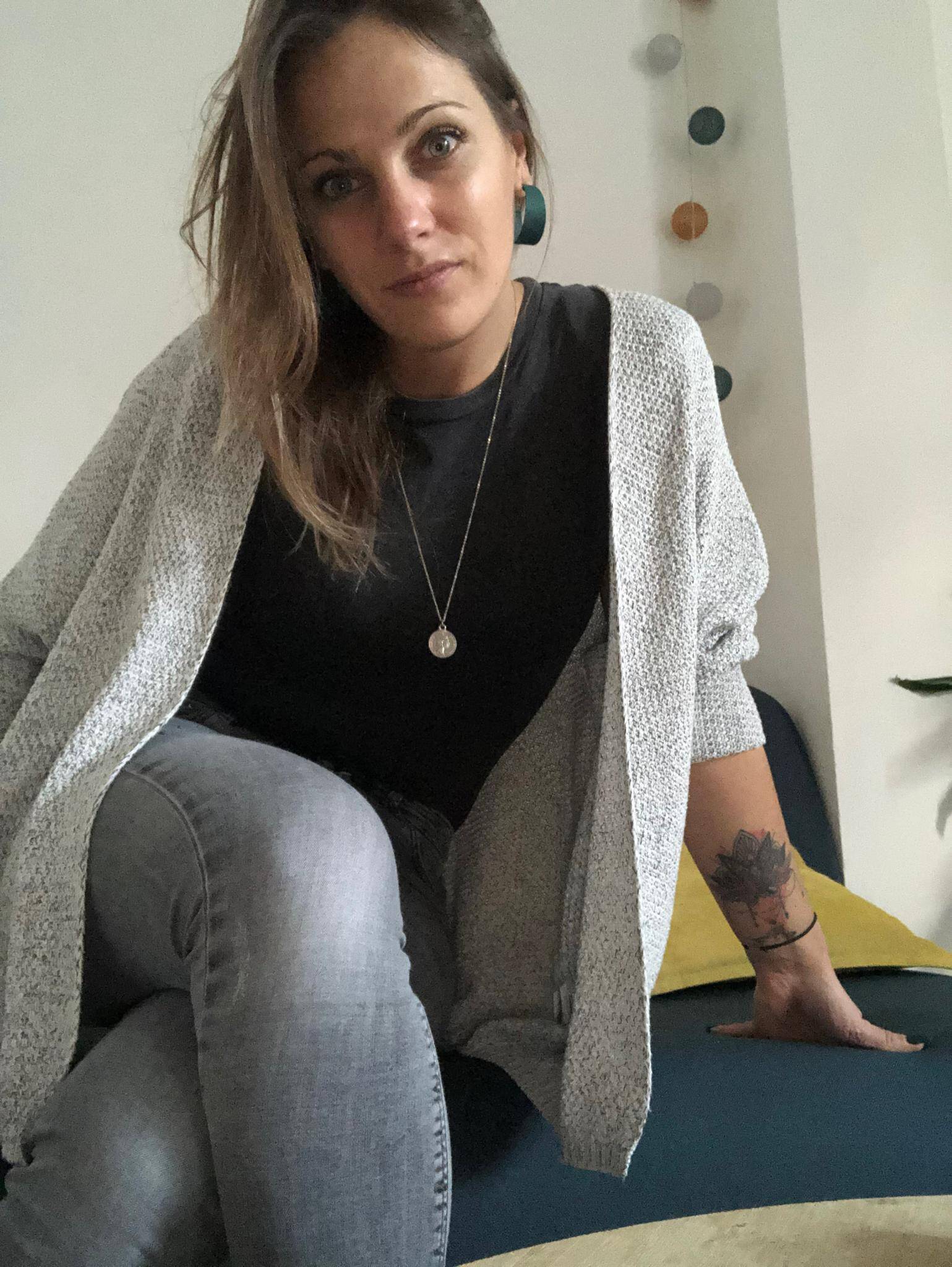Charline Desfontaine - Social media manager & professeur de yoga