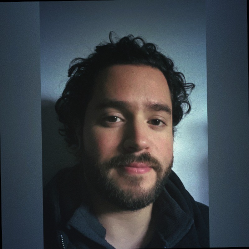 Seba  - Creative Strategist & Experience Designer