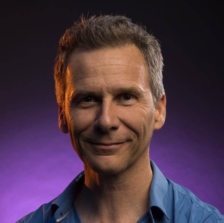 Yann Dortindeguey - Communication 360° | Design | Formation