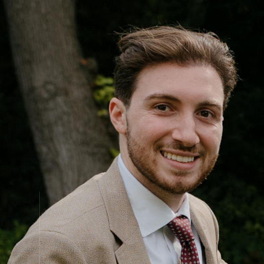 Dan P. - Finance d'entreprise / investissement alternatif