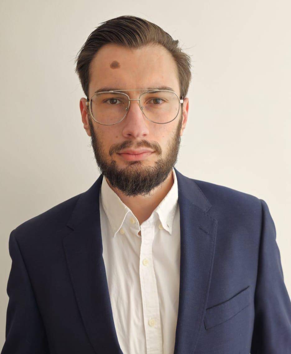 Marian Viorel L.