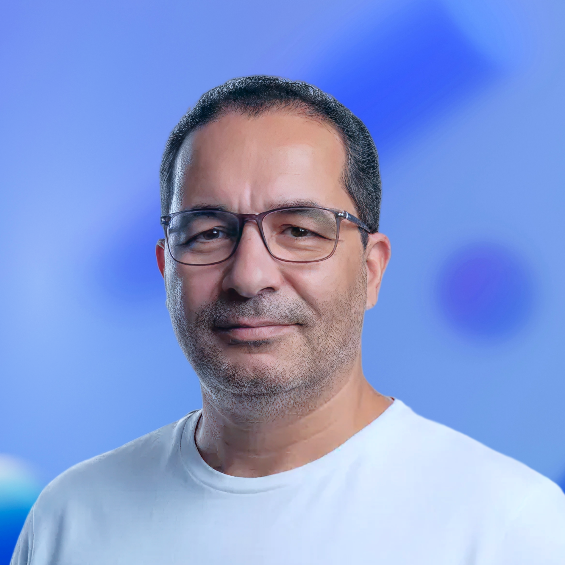 Souhil B. - Architecte Infrastructure - Développeur Fullstack