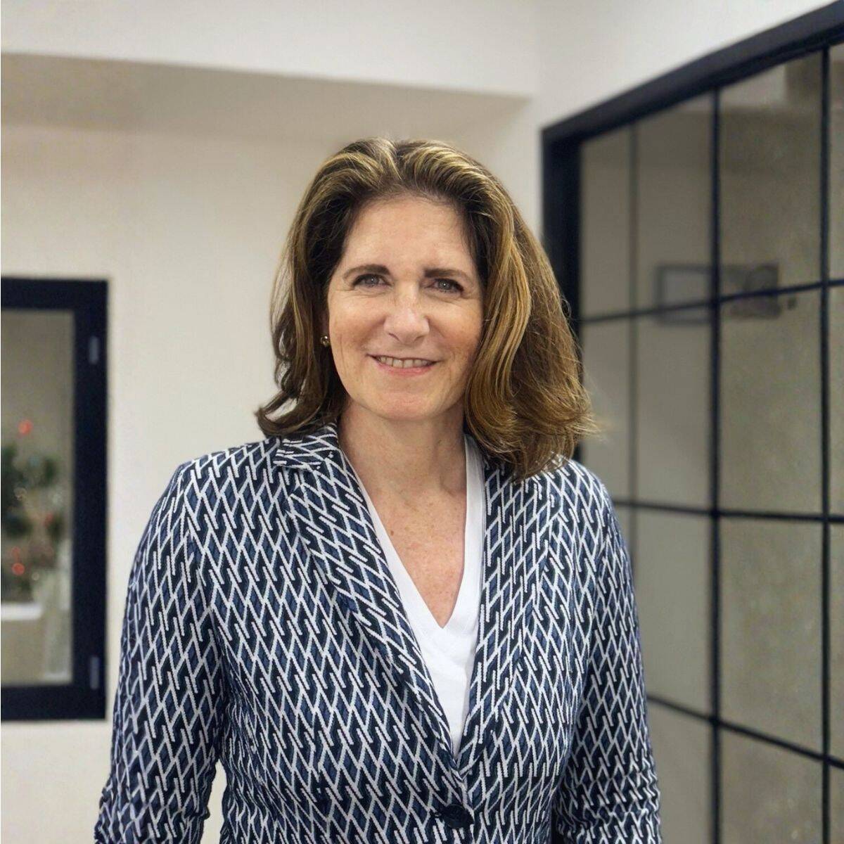 Petra Herrmann, Dr. - strategic & customer-centric business development