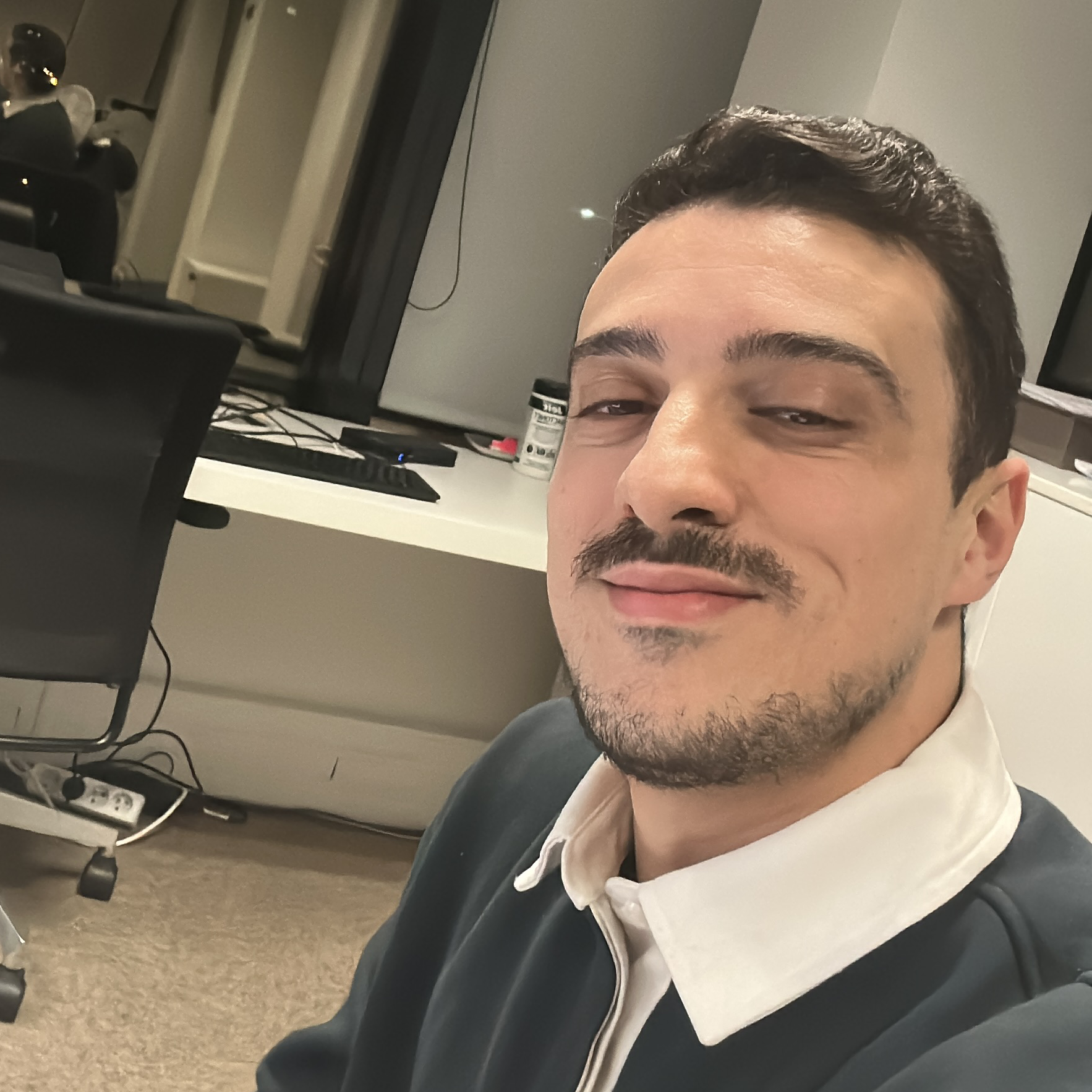 Nafie  - Support informatique / système administrateur 