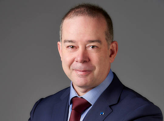 Lars D.