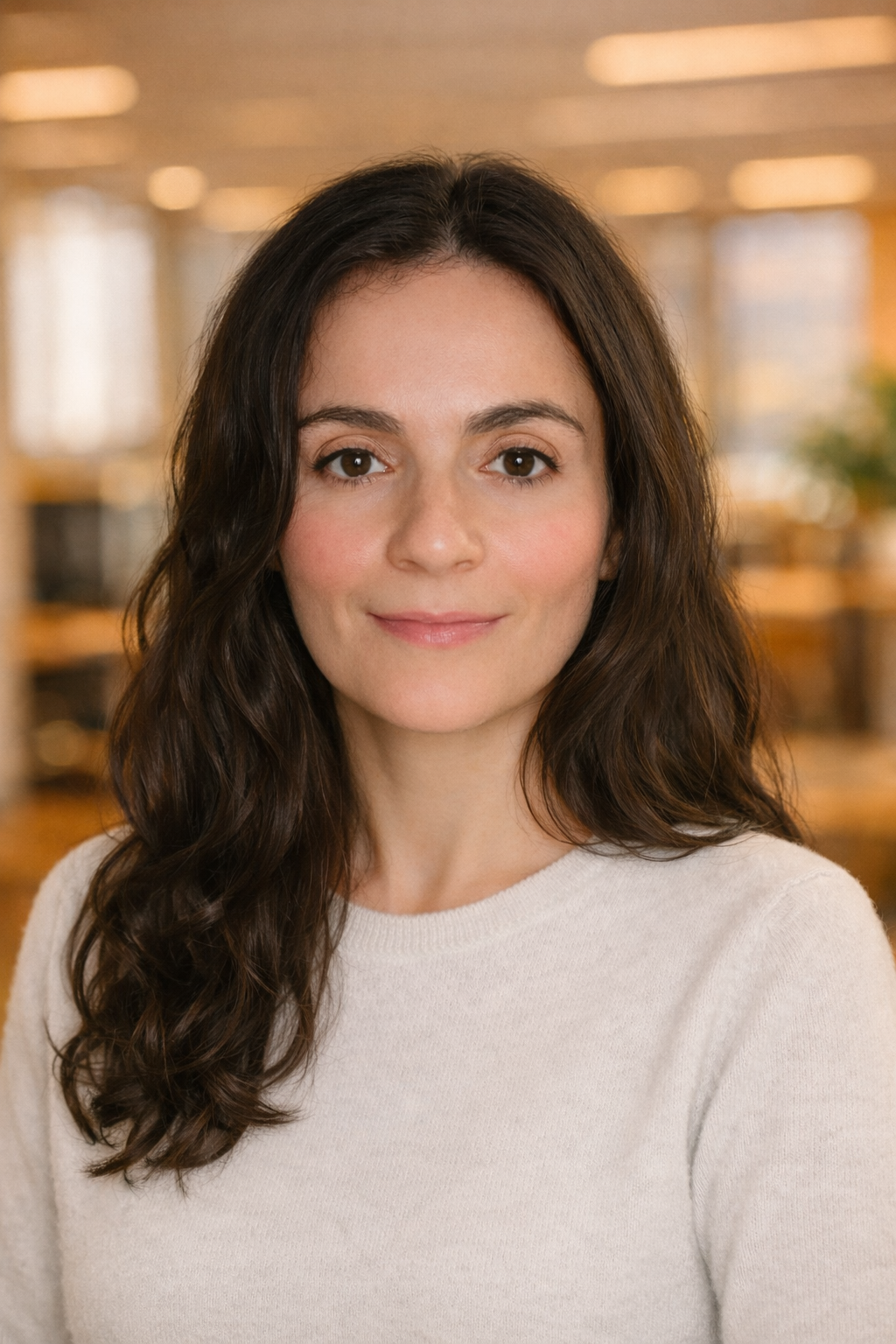 Gloria Pombo - Brand & Digital Strategist | Communications