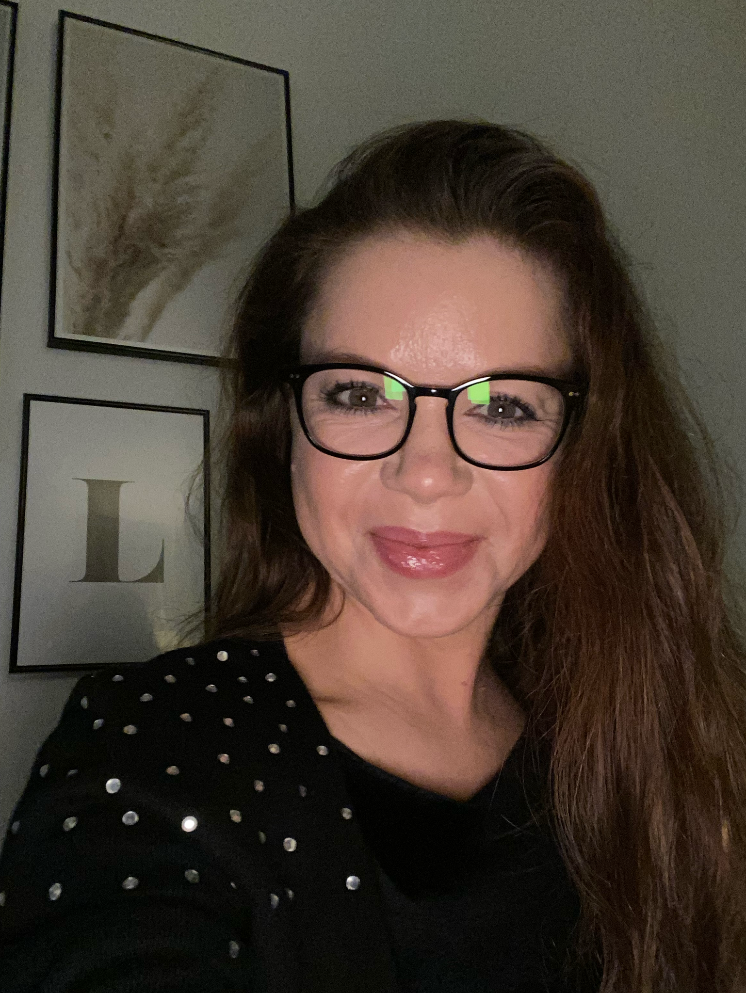 Sabrina S. - Event/Finance/Officemanager:in