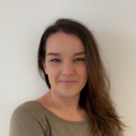 Maïwenn C. - Assistante administrative