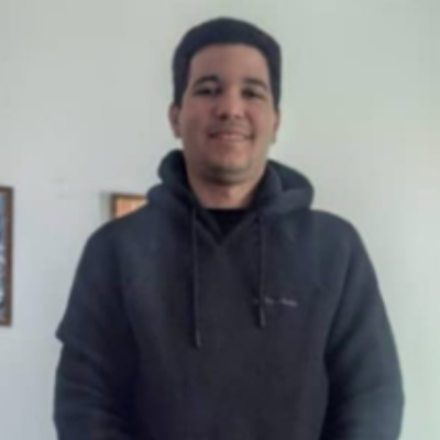 Adrian Robles Tamayo - DELINEANTE