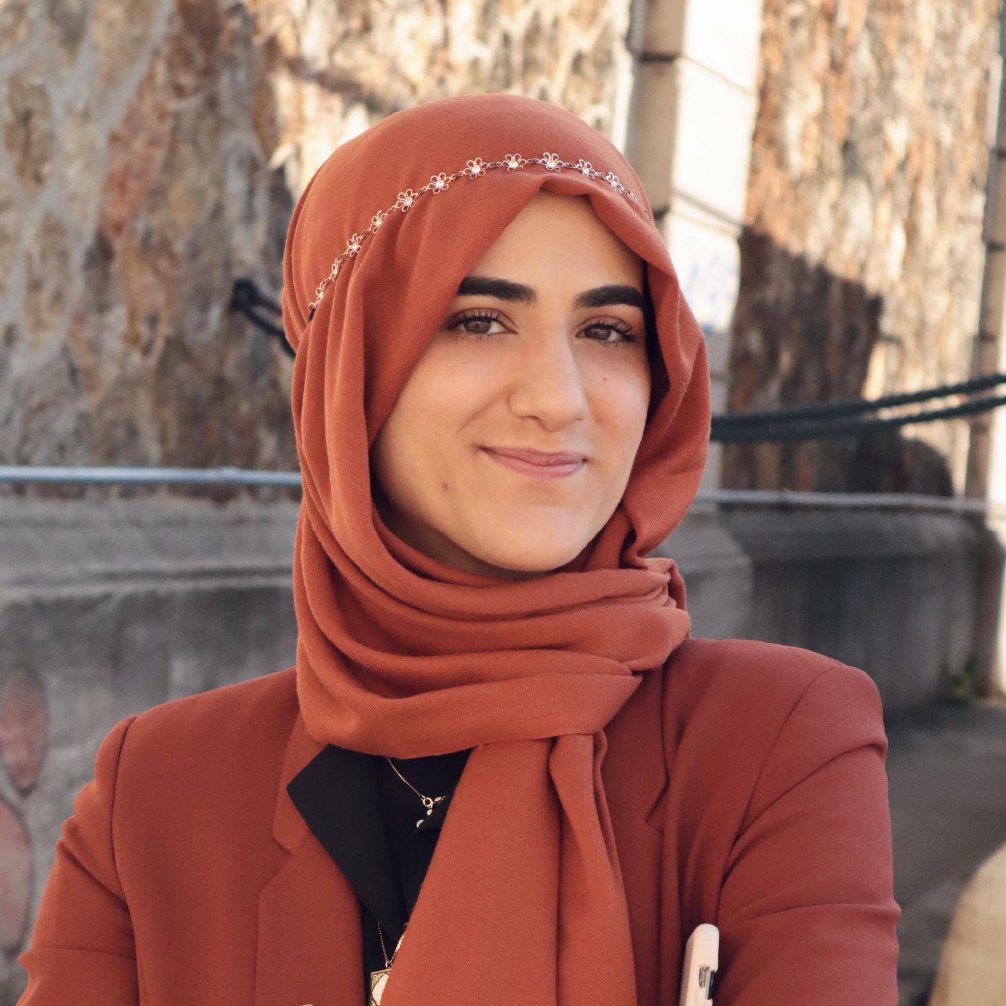 Youssra Mahdi