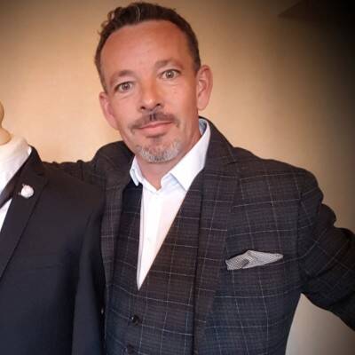 Michael Neveu - Expert Commercial