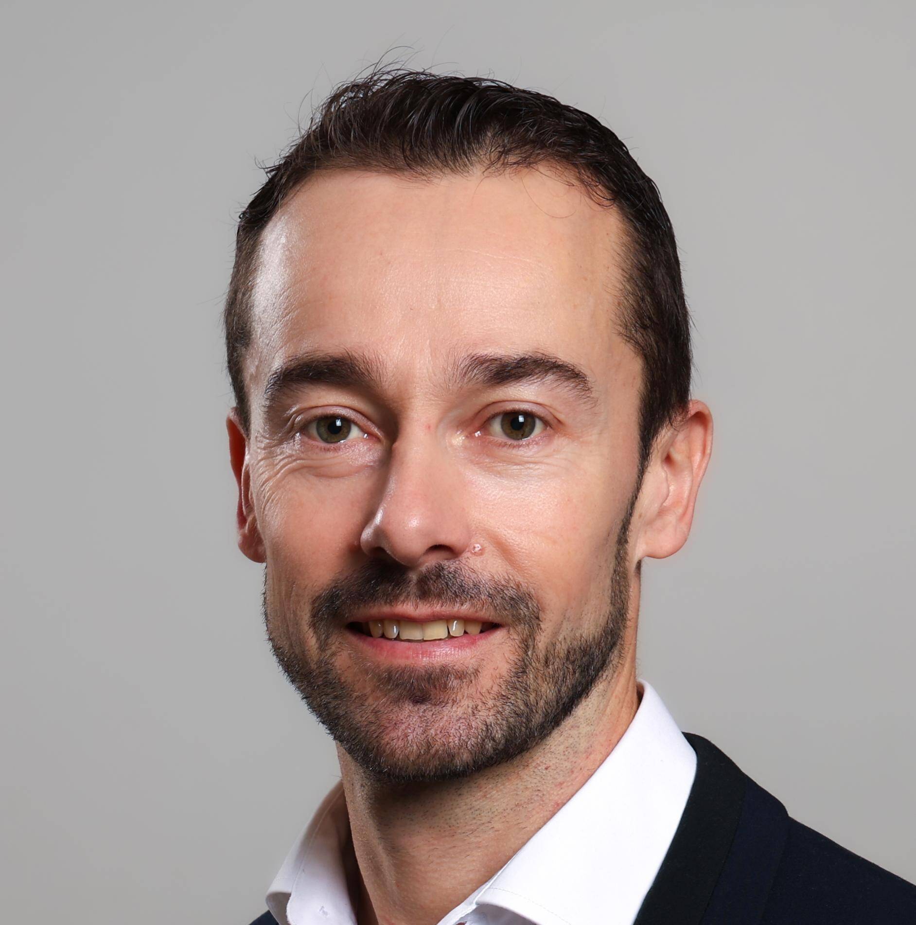 Julien R.