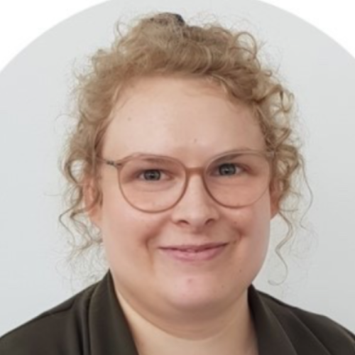 Julia Anders - Journalistin | Audio Producerin | Content Strategy