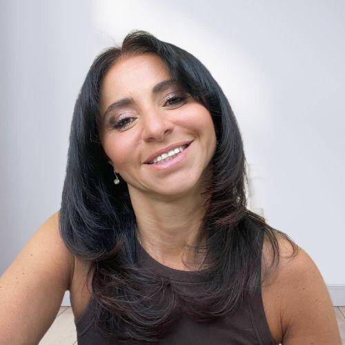 Lia F.