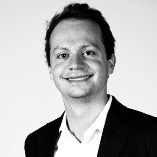 Louis  - Strategy & PMO | ex Oliver Wyman