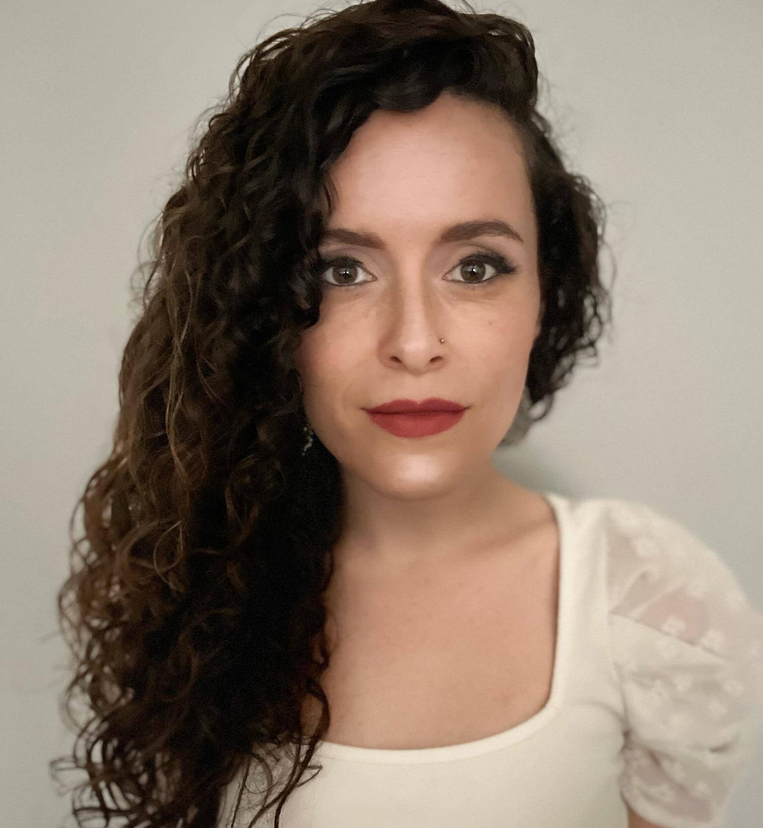 Fátima T. - Social Media Manager con diseño y fotografía