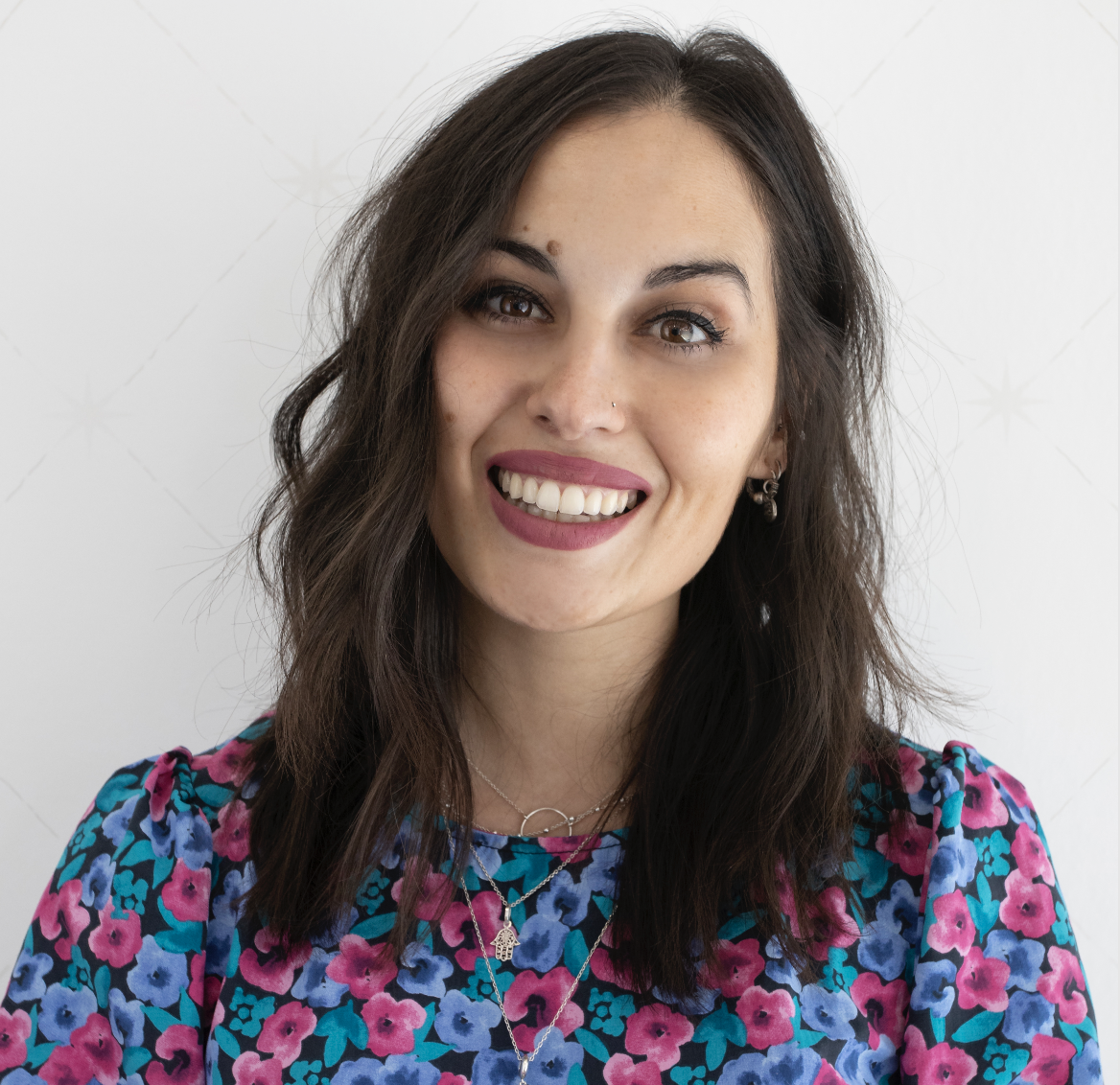Lorena M. - Diseñadora gráfica | Community Manager
