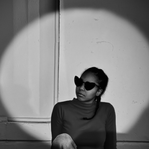 Ashile Nn - Monteuse/Cadreuse
