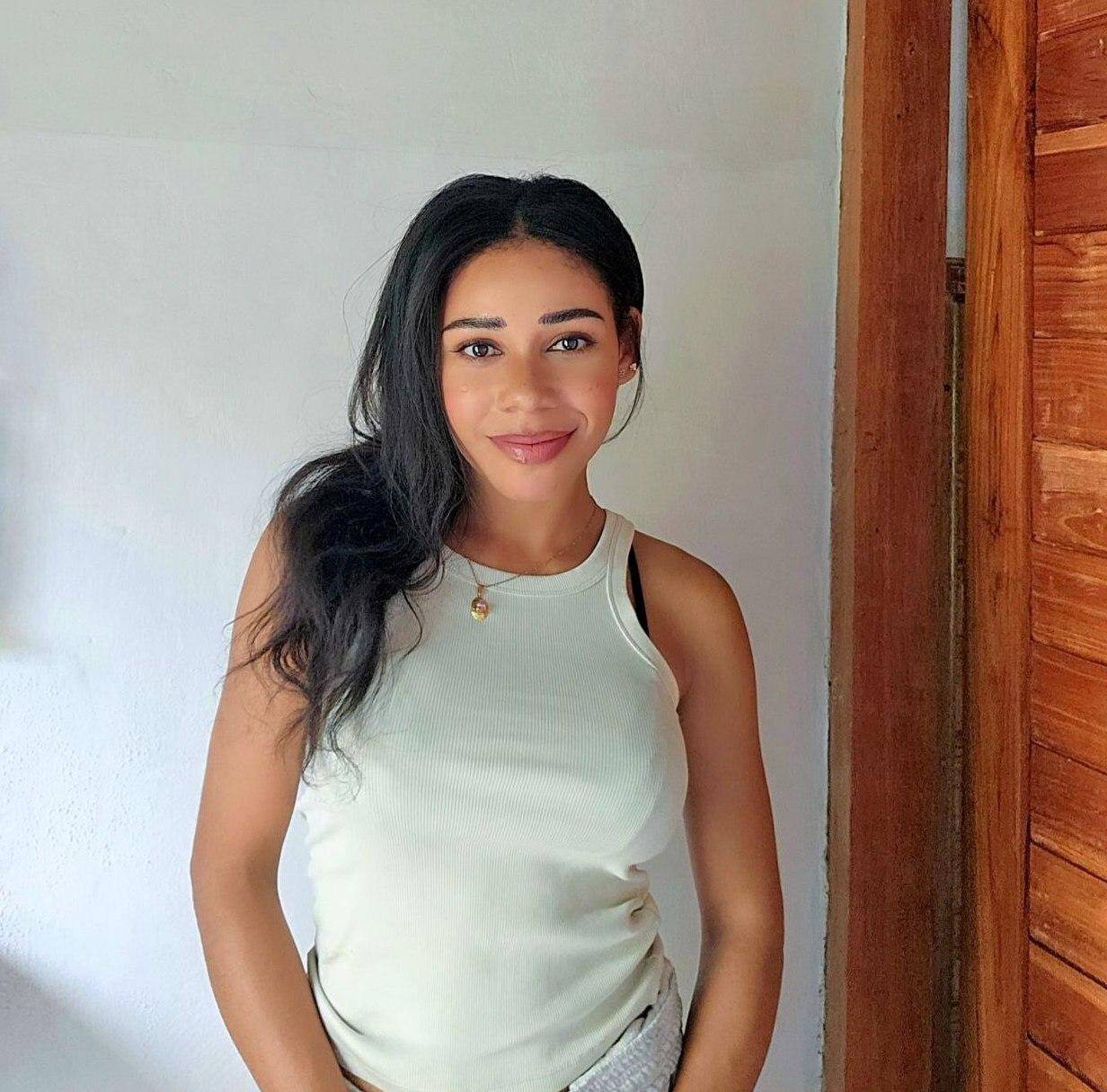 Annaelle P. - Closer / Setting (Email/ Instagram) OCM