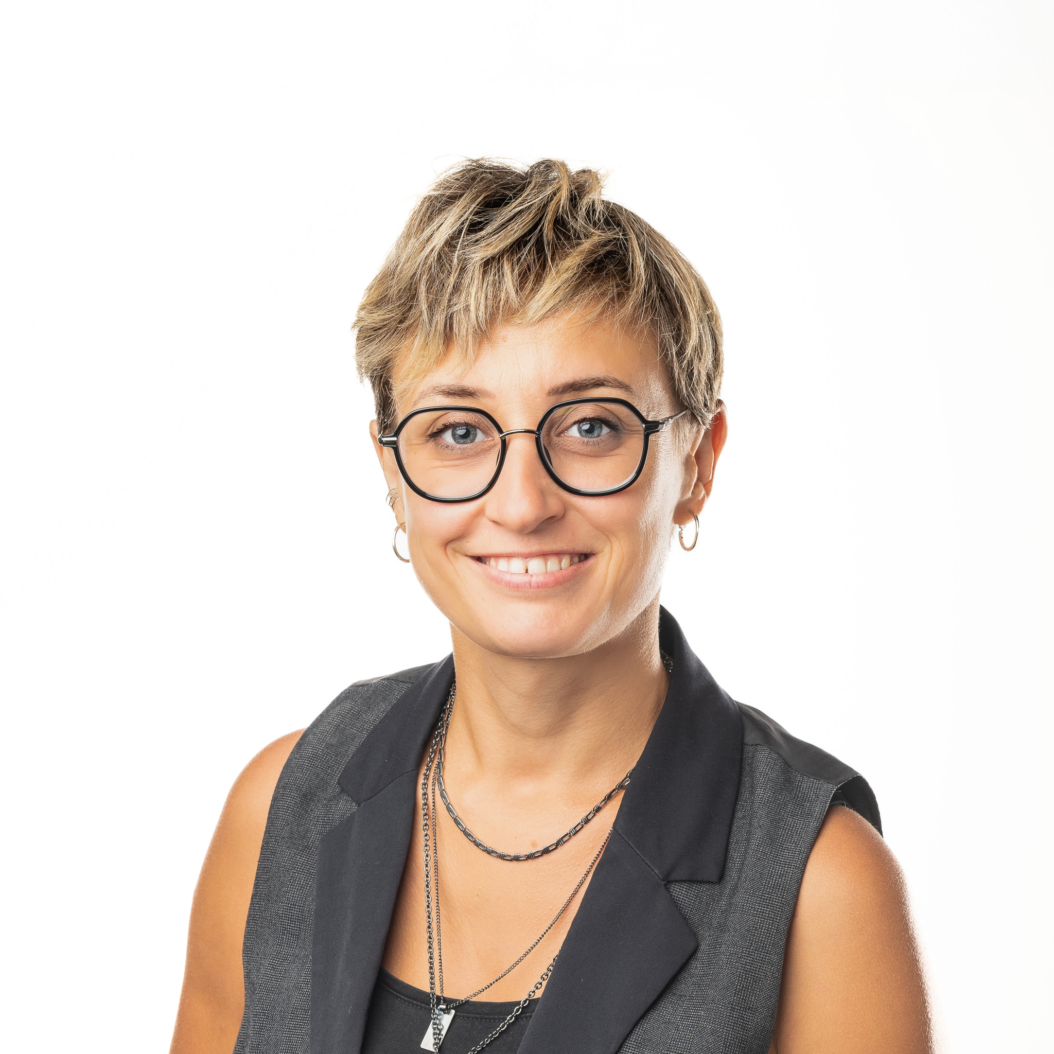 Julie Chatel
