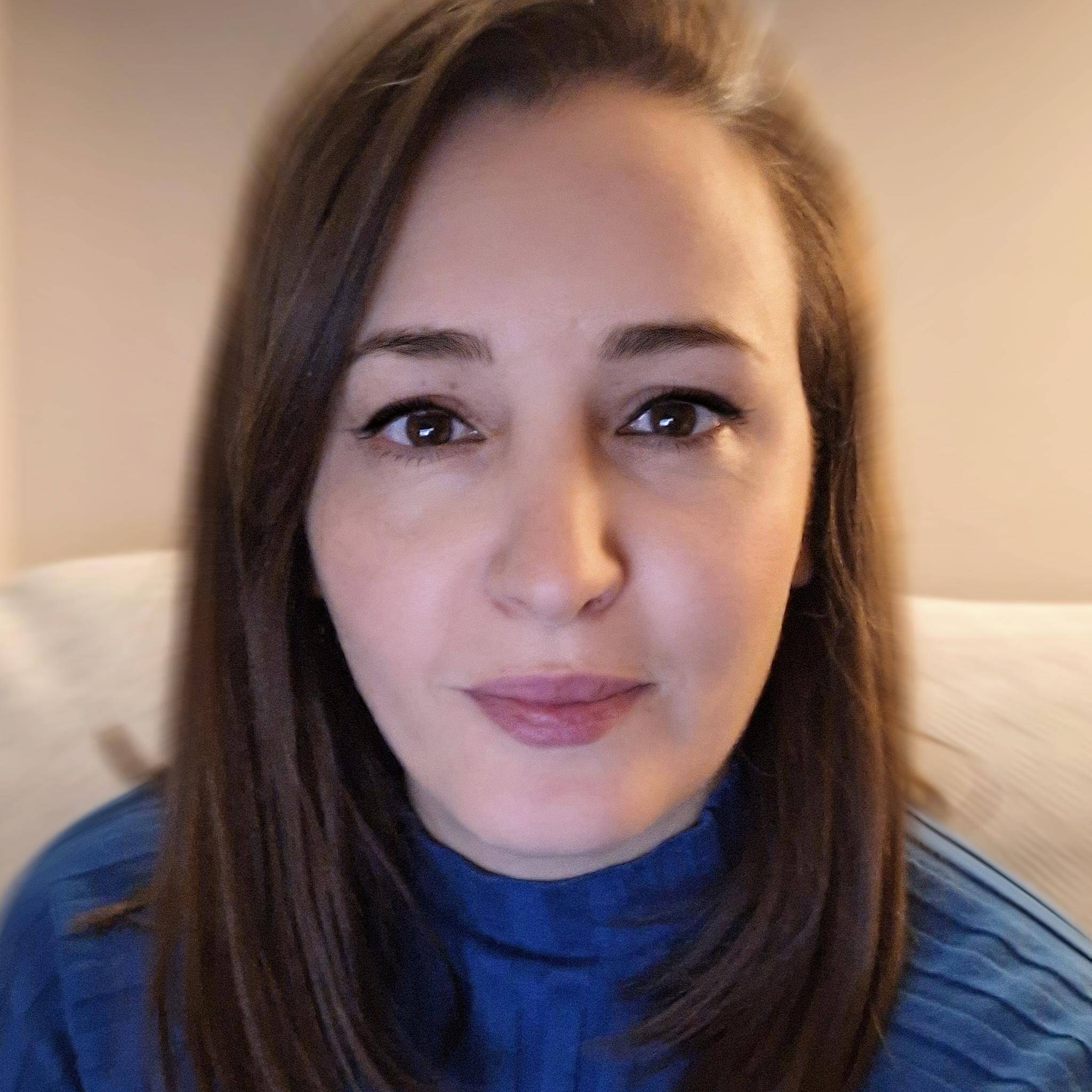 Laura Ortega. L - Diseñador Gráfico y 3D Generalista