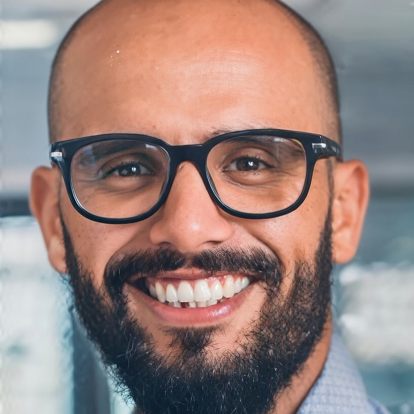 Adil Boumaeza - Gestionnaire de flotte automobile | Excel & Report