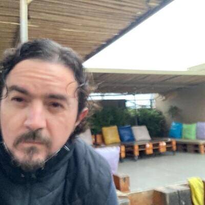 Pablo V. - AI Developer and Architect