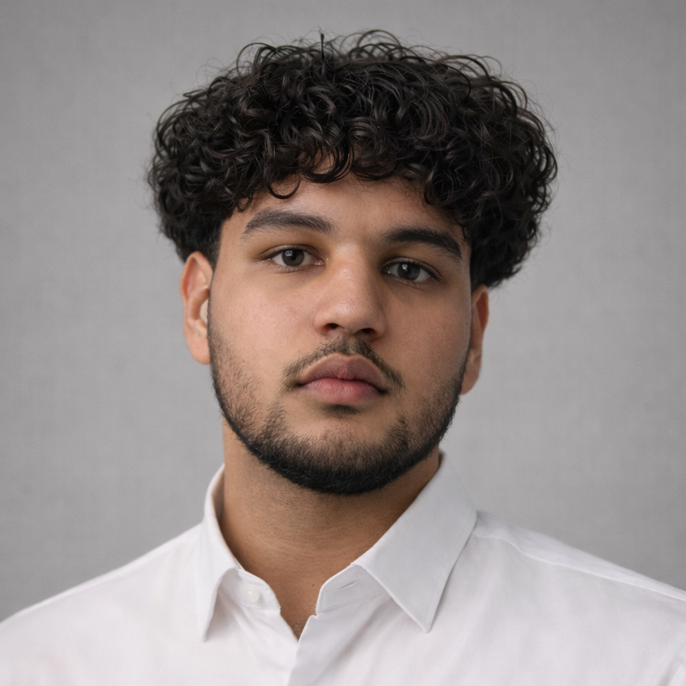 Amaan Hashmi - Agent polyvalent 