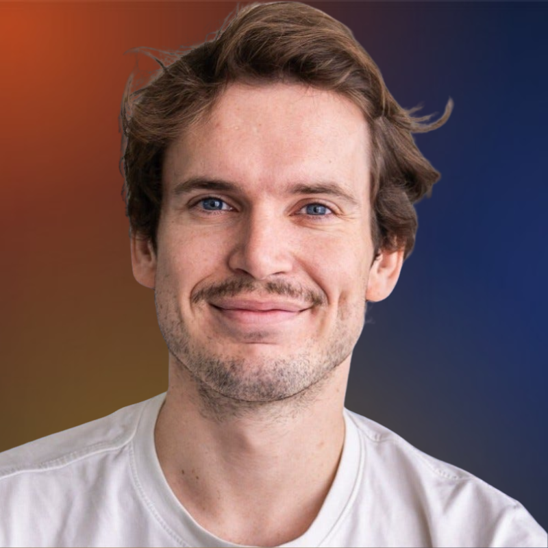 Florent Paret - Growth, AI automation & Marketing Expert