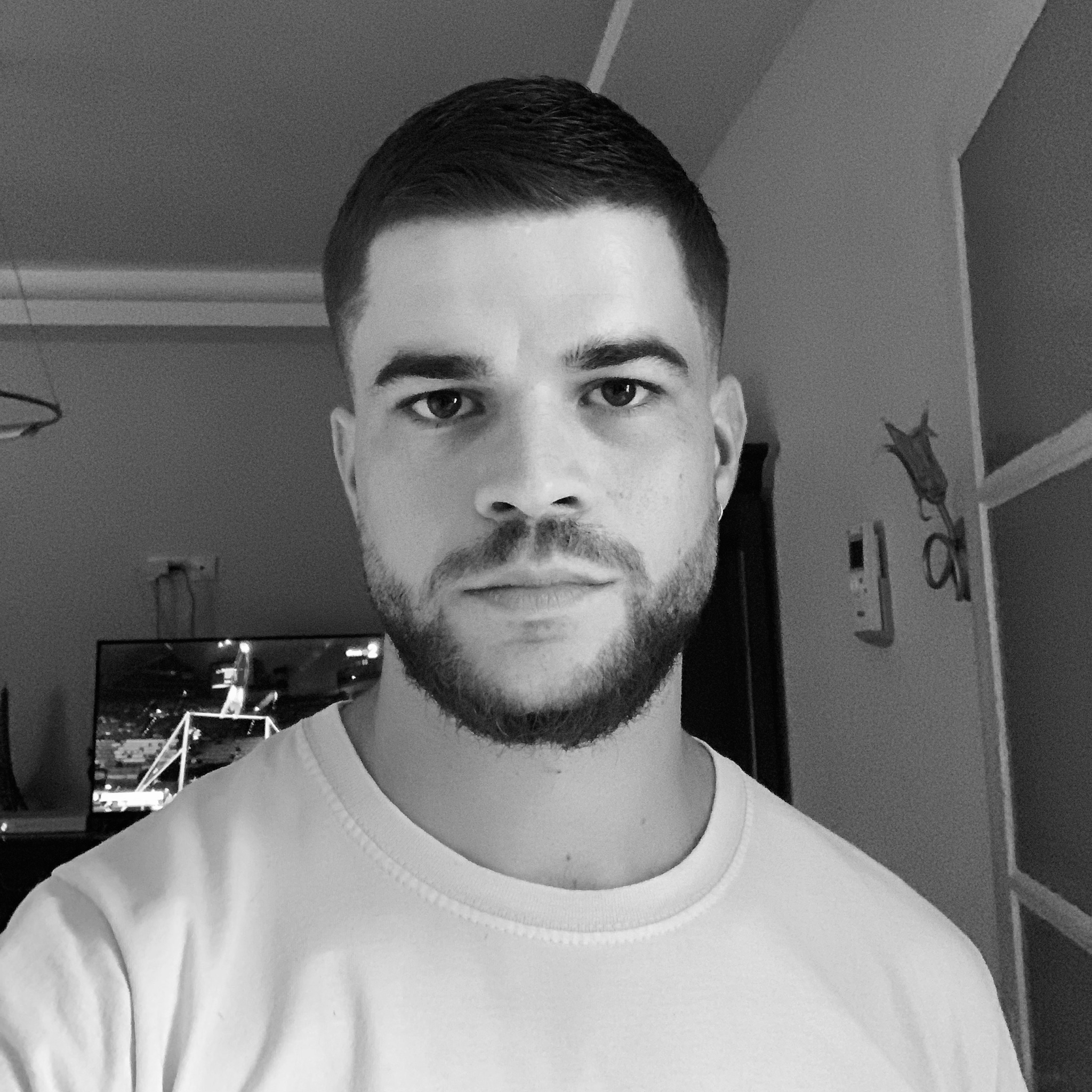 Valentin M.