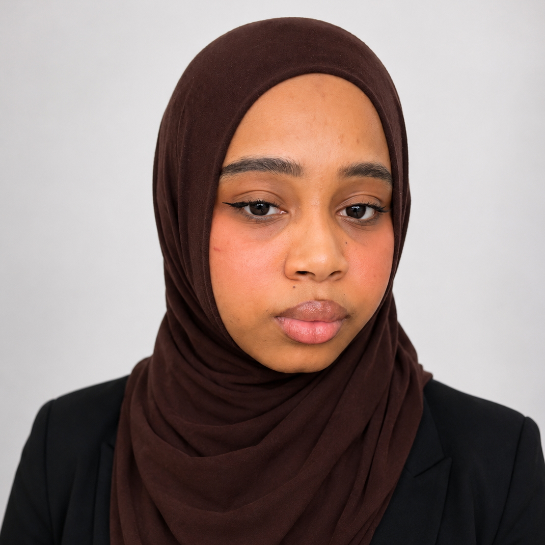 Hafsa Sirajou Djankado - Bilingual Administrative & Social Media Assistant