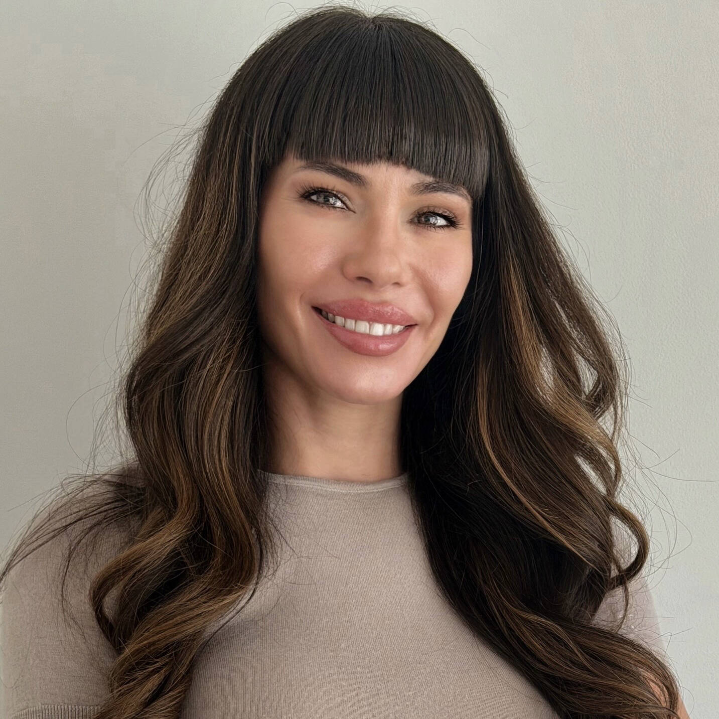Miruna Sav - Power BI Developer & Data Analyst