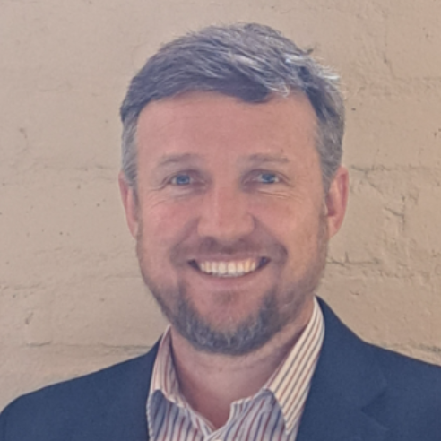 Hennie Muller - Business Consultant