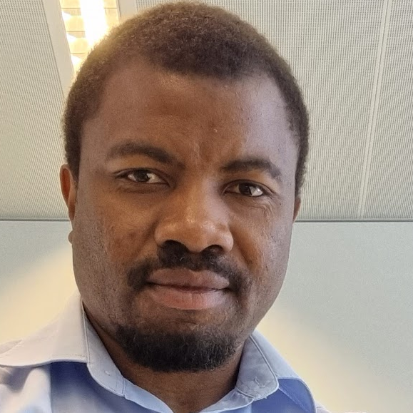 Rui  - Engineering Leader/Project Manager/Agile Lead