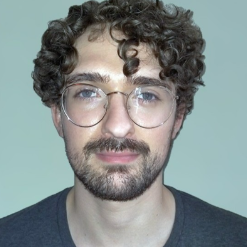 Marius F. - Développeur Web & Growth Marketer