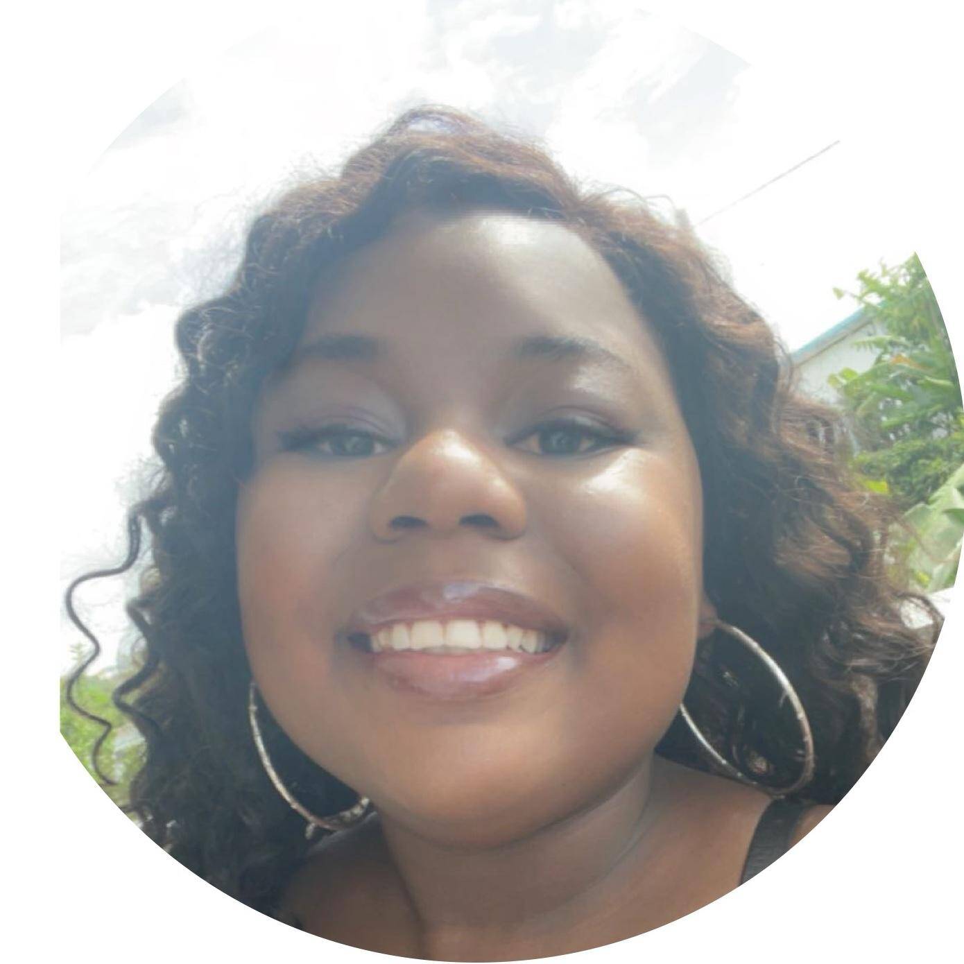 Elie N. - Gestionnaire Assurance