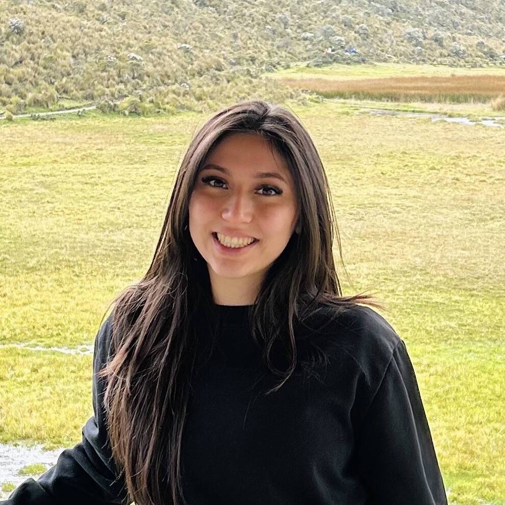 Júlia Cajas Granja - Project & Operations Support