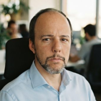 Emiliano Sebastian - Senior Software Engineer
