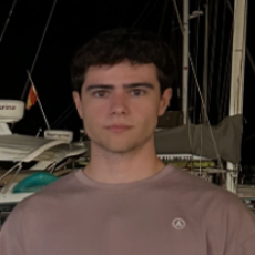 Adrián Pérez Torres - Técnico superior de diseño en fabricación mecánica